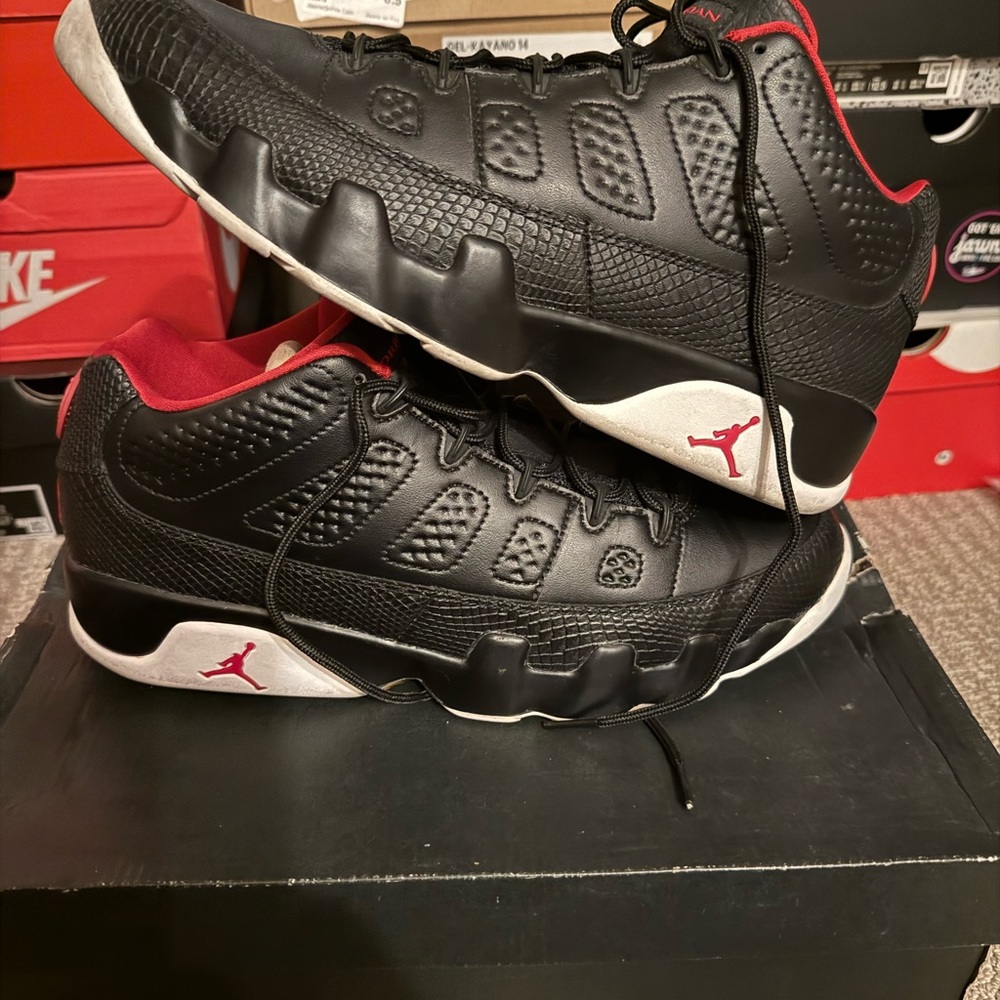 2016 Air Jordan 9 Retro Low Bred Size 11 Black Gym Red White OG Box